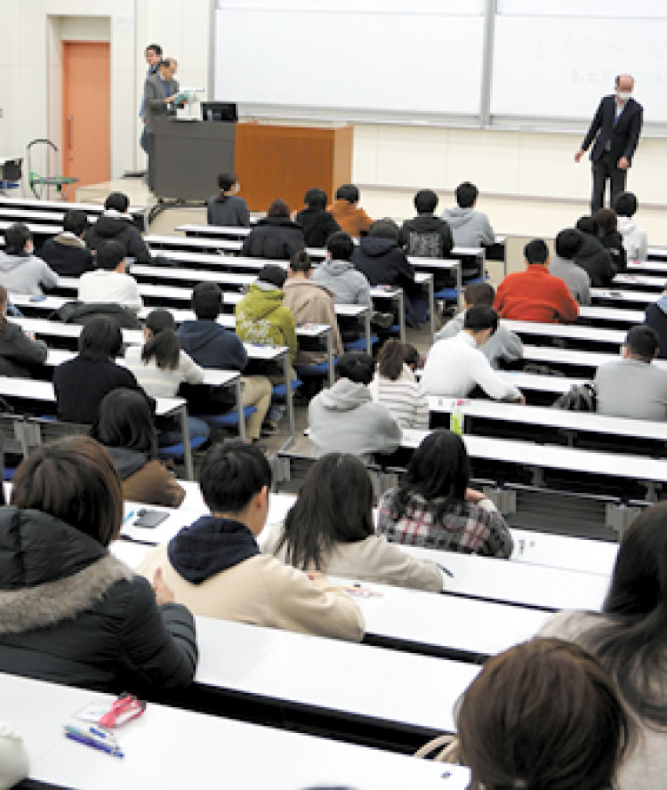 薬学部オープン試験の実施