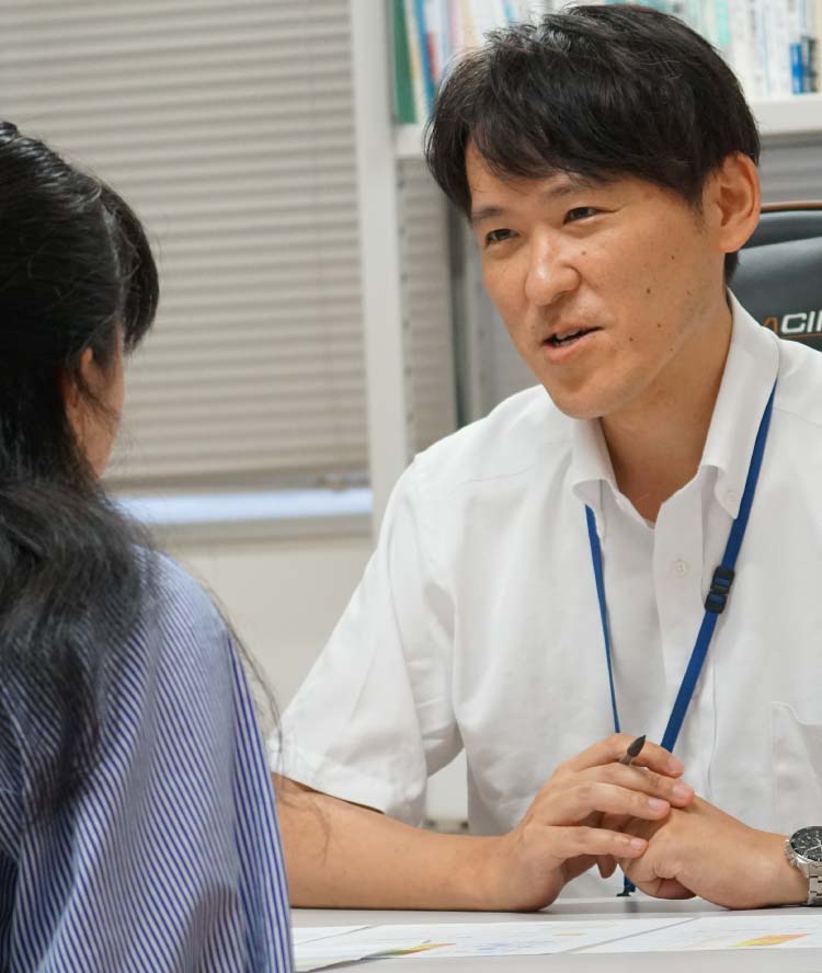 アカデミックアドバイザーの設置