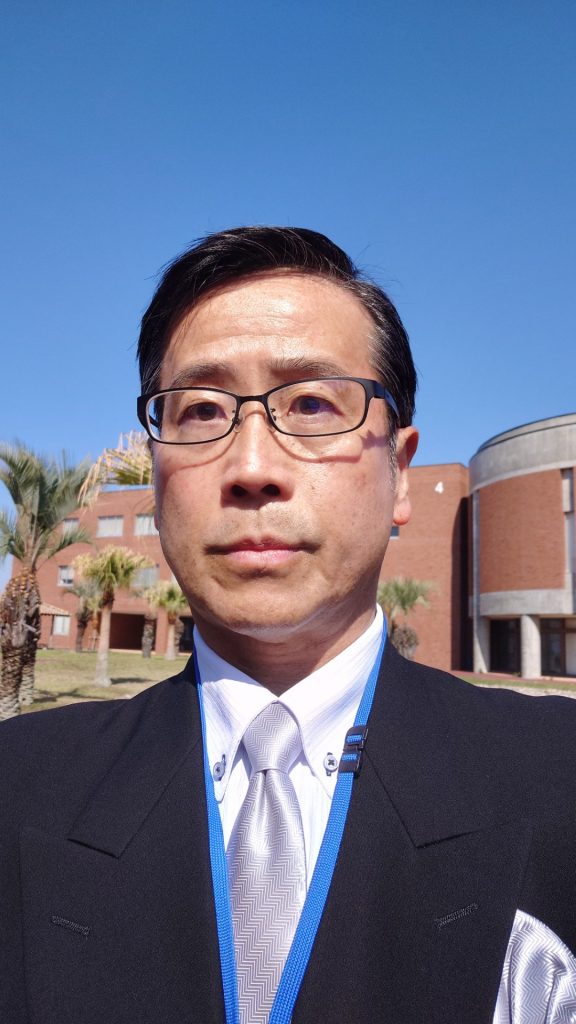 松家　秀平