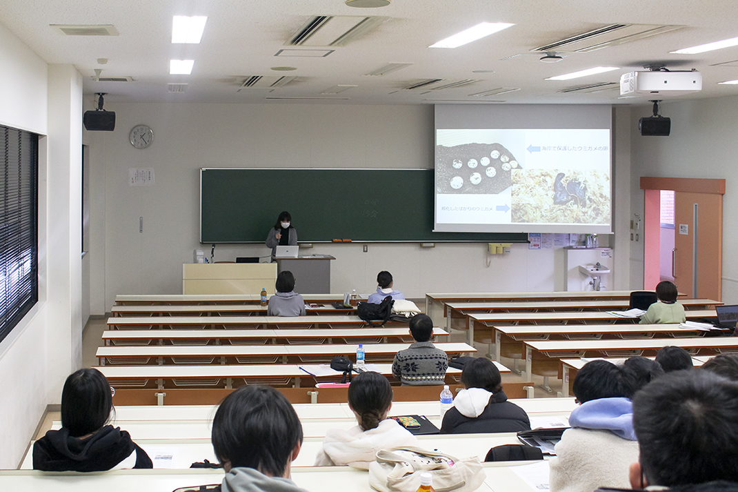 学生が館園実習の成果をプレゼンテーション！