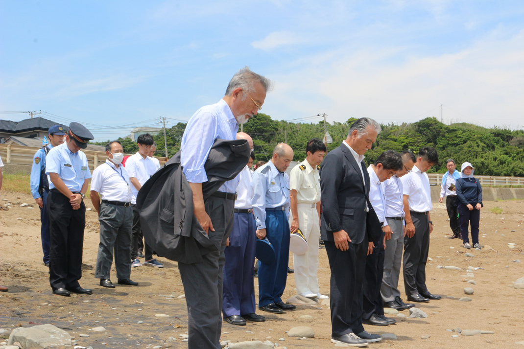 東学長が海開き神事に参加